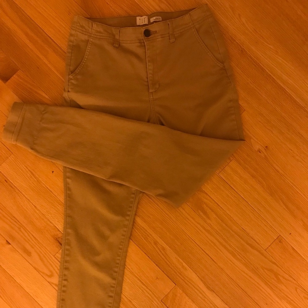 Beige pants - Picture 2 of 3